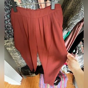 Tapered balloon pants